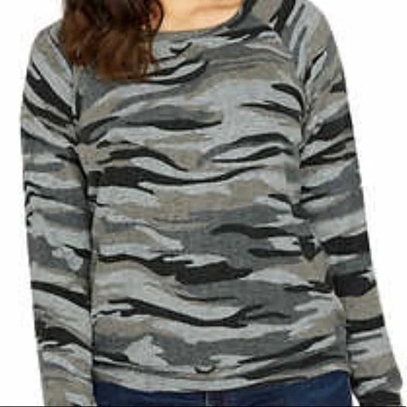 Buffalo Ladies' Printed Cozy Top - Picture 4 of 5